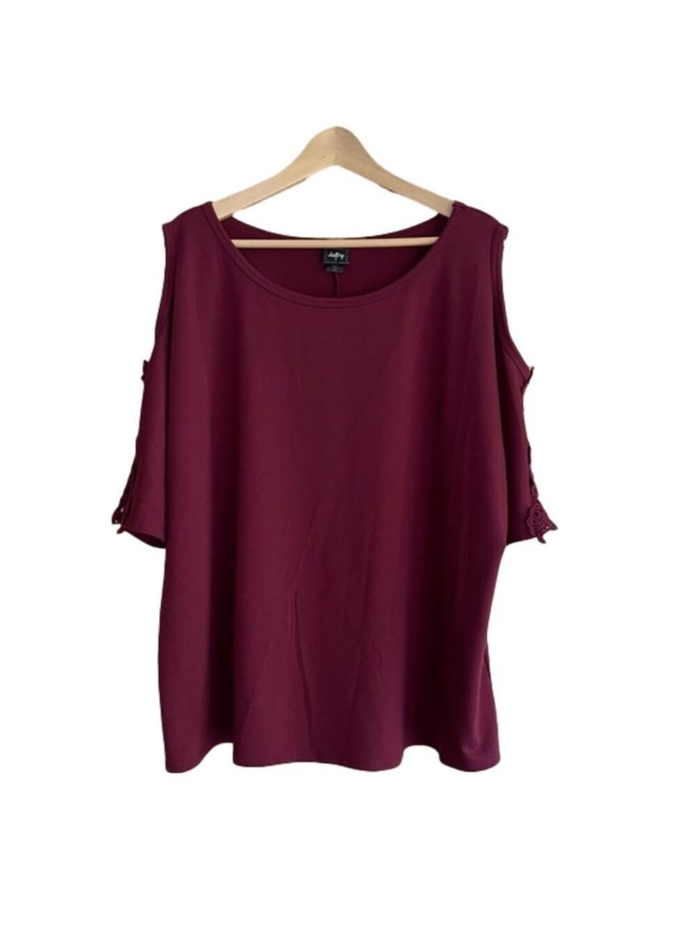 Daytrip cold shoulder lace trim dolman sleeve tunic size 2X